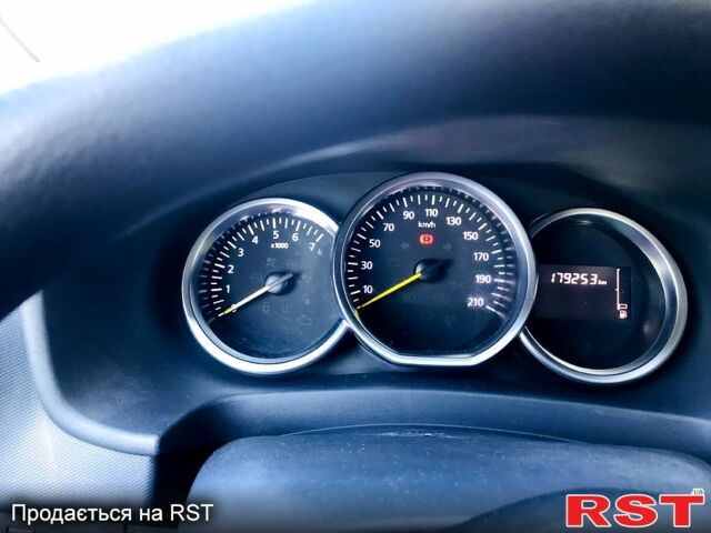 Рено Логан, объемом двигателя 0.9 л и пробегом 203 тыс. км за 7700 $, фото 9 на Automoto.ua