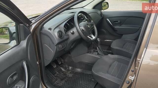 Рено Логан, объемом двигателя 0.9 л и пробегом 12 тыс. км за 10200 $, фото 8 на Automoto.ua