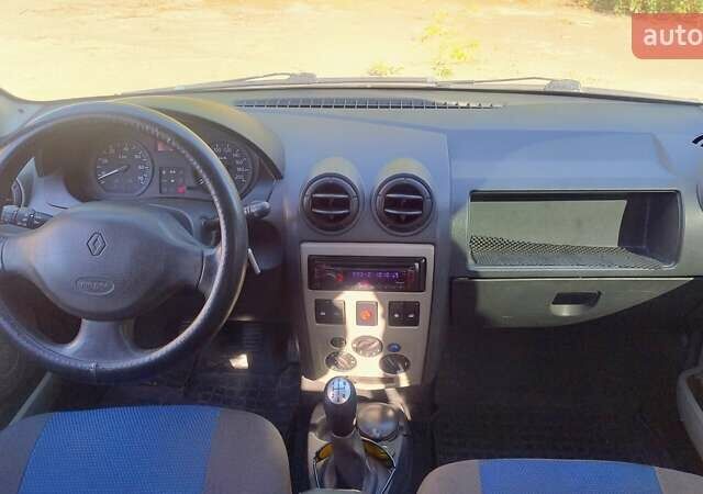 Рено Логан, объемом двигателя 1.46 л и пробегом 333 тыс. км за 3300 $, фото 4 на Automoto.ua