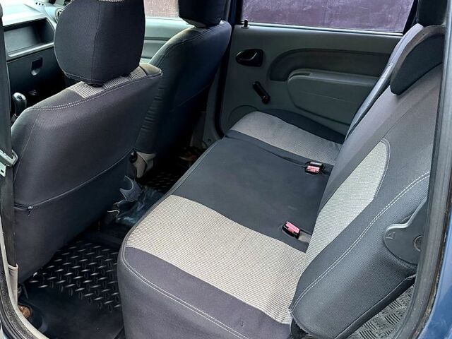 Рено Логан, объемом двигателя 1.6 л и пробегом 167 тыс. км за 4700 $, фото 6 на Automoto.ua