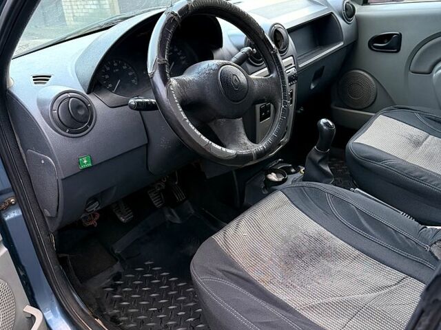 Рено Логан, объемом двигателя 1.6 л и пробегом 167 тыс. км за 4700 $, фото 7 на Automoto.ua