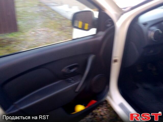 Рено Логан, объемом двигателя 1.5 л и пробегом 306 тыс. км за 6600 $, фото 6 на Automoto.ua