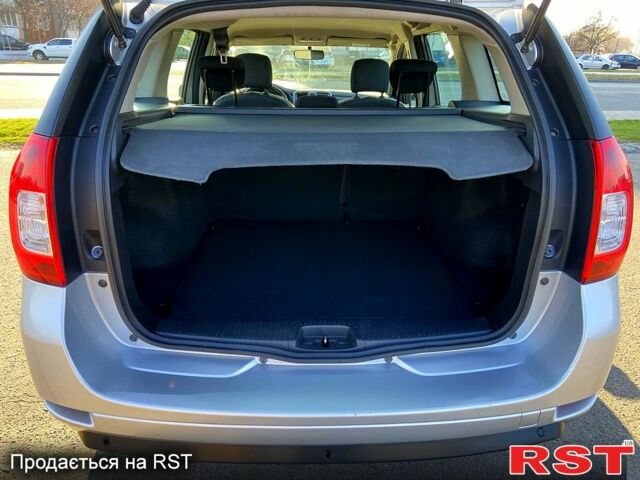 Рено Логан, объемом двигателя 1.2 л и пробегом 160 тыс. км за 6800 $, фото 5 на Automoto.ua
