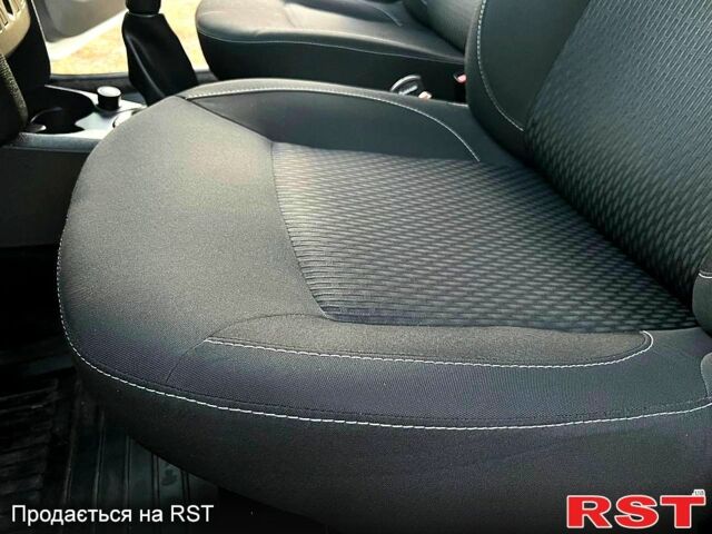 Рено Логан, об'ємом двигуна 1.5 л та пробігом 48 тис. км за 11800 $, фото 5 на Automoto.ua