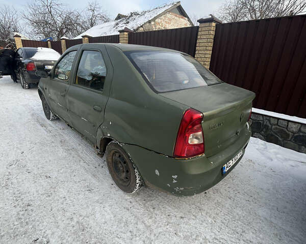 Жовтий Рено Логан, об'ємом двигуна 1.39 л та пробігом 123 тис. км за 1750 $, фото 2 на Automoto.ua