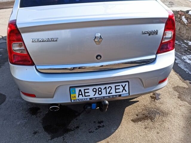 Серый Рено Логан, объемом двигателя 1.6 л и пробегом 113 тыс. км за 6500 $, фото 20 на Automoto.ua