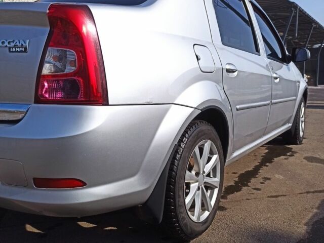 Серый Рено Логан, объемом двигателя 1.6 л и пробегом 113 тыс. км за 6500 $, фото 13 на Automoto.ua