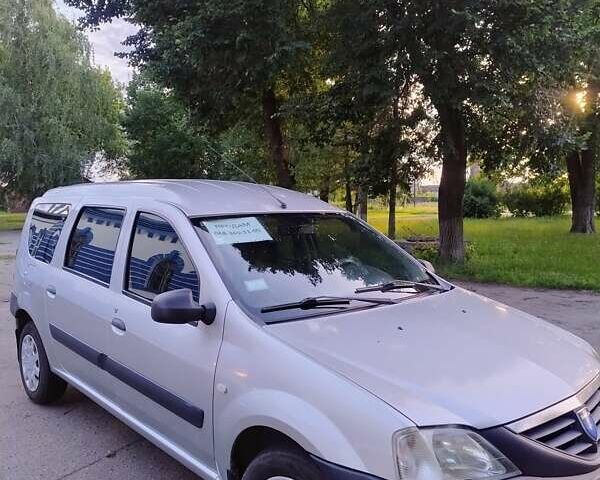 Сірий Рено Логан, об'ємом двигуна 1.6 л та пробігом 263 тис. км за 4700 $, фото 2 на Automoto.ua