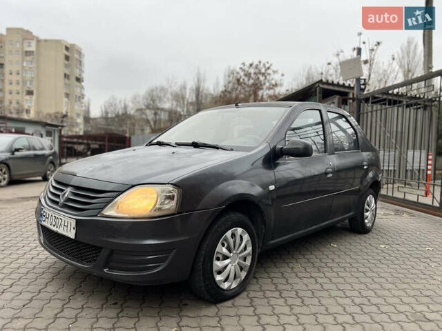 Серый Рено Логан, объемом двигателя 1.39 л и пробегом 220 тыс. км за 1500 $, фото 7 на Automoto.ua