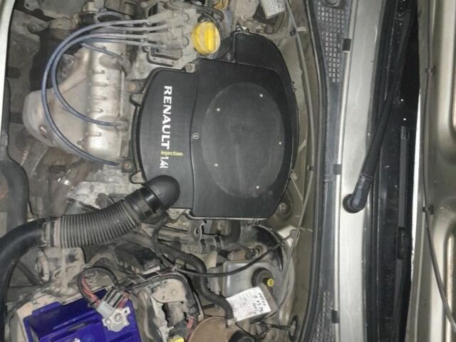 Серый Рено Логан, объемом двигателя 1.4 л и пробегом 169 тыс. км за 3083 $, фото 7 на Automoto.ua