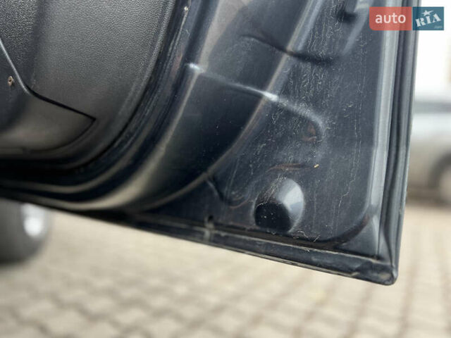 Серый Рено Логан, объемом двигателя 1.39 л и пробегом 220 тыс. км за 1500 $, фото 16 на Automoto.ua