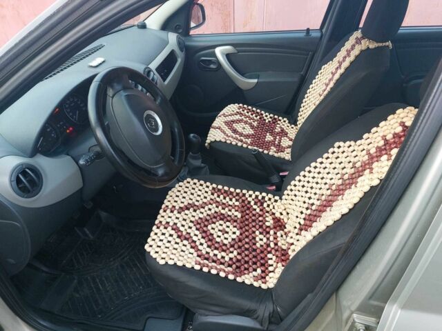 Серый Рено Логан, объемом двигателя 1.4 л и пробегом 110 тыс. км за 3800 $, фото 13 на Automoto.ua