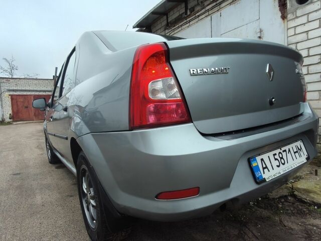 Сірий Рено Логан, об'ємом двигуна 1.4 л та пробігом 89 тис. км за 3600 $, фото 2 на Automoto.ua