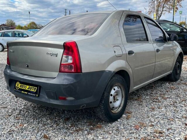 Серый Рено Логан, объемом двигателя 1.4 л и пробегом 218 тыс. км за 2900 $, фото 4 на Automoto.ua