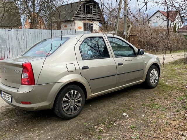 Сірий Рено Логан, об'ємом двигуна 1.4 л та пробігом 500 тис. км за 4000 $, фото 4 на Automoto.ua