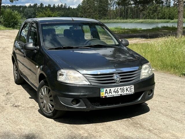 Серый Рено Логан, объемом двигателя 1.6 л и пробегом 290 тыс. км за 3450 $, фото 2 на Automoto.ua