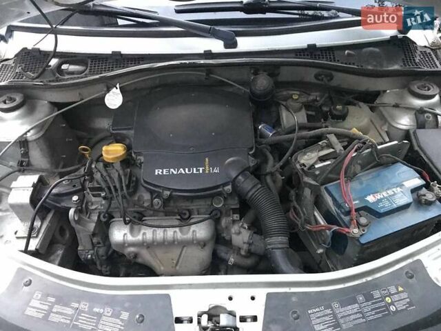 Сірий Рено Логан, об'ємом двигуна 1.39 л та пробігом 276 тис. км за 3541 $, фото 9 на Automoto.ua