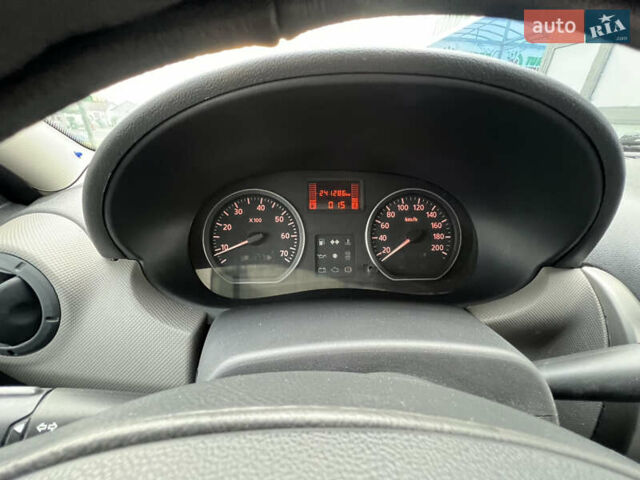 Серый Рено Логан, объемом двигателя 1.46 л и пробегом 242 тыс. км за 4600 $, фото 10 на Automoto.ua