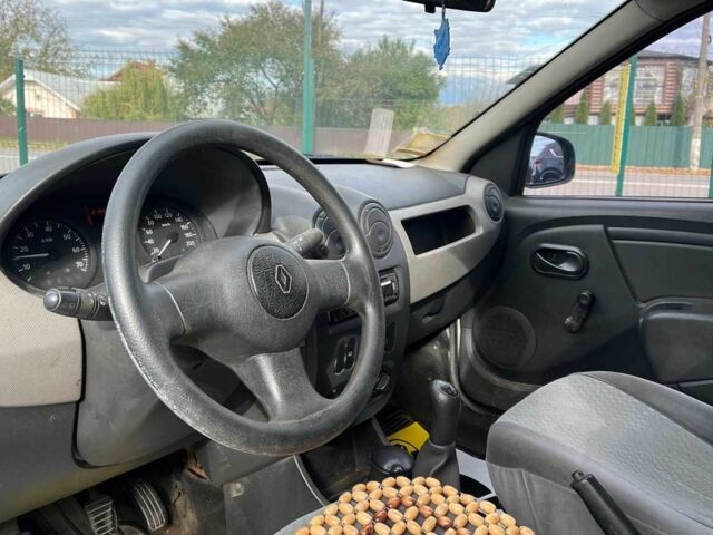 Серый Рено Логан, объемом двигателя 1.4 л и пробегом 218 тыс. км за 2900 $, фото 7 на Automoto.ua