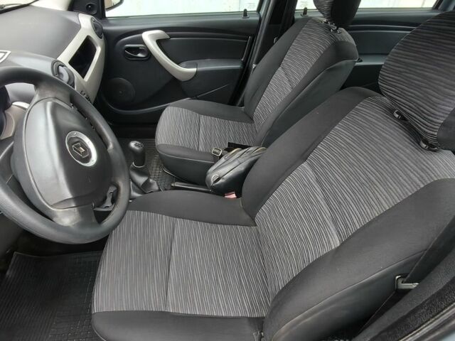 Сірий Рено Логан, об'ємом двигуна 1.4 л та пробігом 89 тис. км за 3600 $, фото 5 на Automoto.ua