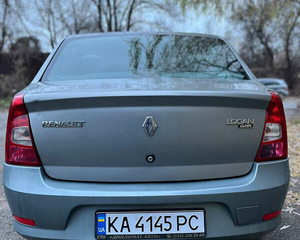 Сірий Рено Логан, об'ємом двигуна 1.4 л та пробігом 515 тис. км за 2900 $, фото 4 на Automoto.ua