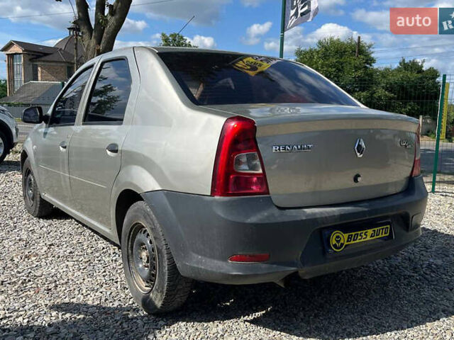 Серый Рено Логан, объемом двигателя 1.39 л и пробегом 218 тыс. км за 2900 $, фото 3 на Automoto.ua