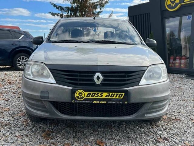 Серый Рено Логан, объемом двигателя 1.4 л и пробегом 218 тыс. км за 2900 $, фото 2 на Automoto.ua