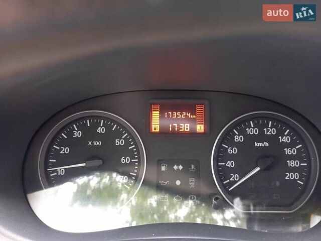 Серый Рено Логан, объемом двигателя 1.39 л и пробегом 173 тыс. км за 5100 $, фото 8 на Automoto.ua