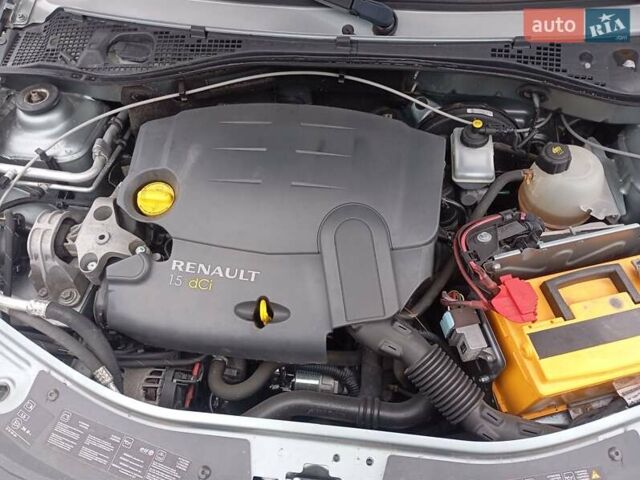 Сірий Рено Логан, об'ємом двигуна 1.46 л та пробігом 242 тис. км за 4600 $, фото 10 на Automoto.ua