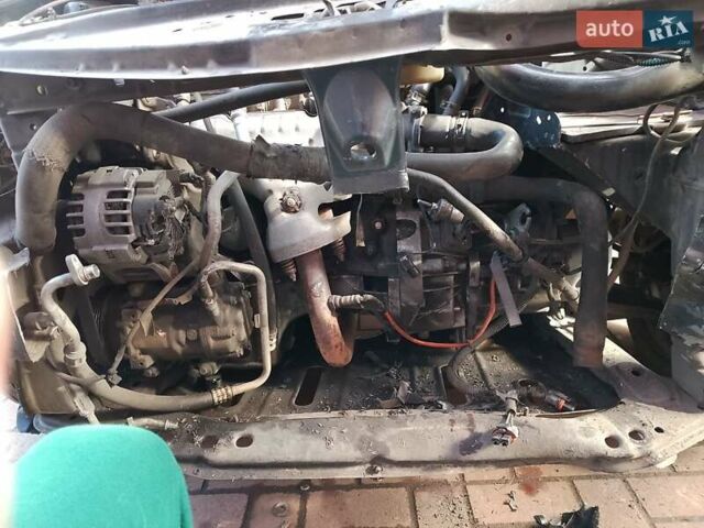 Рено Логан 2010 у Умани на Automoto.ua Сірий Рено Логан, об'ємом двигуна 1.39 л та пробігом 399 тис. км за 2000 $, фото 15 на Automoto.ua
