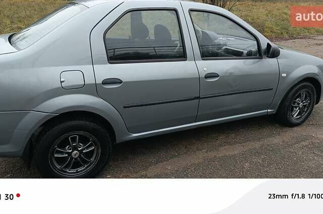 Серый Рено Логан, объемом двигателя 1.39 л и пробегом 88 тыс. км за 3300 $, фото 23 на Automoto.ua