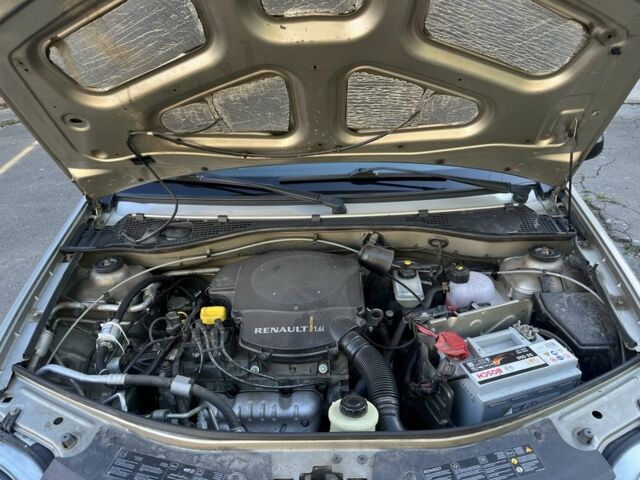 Серый Рено Логан, объемом двигателя 1.6 л и пробегом 182 тыс. км за 5550 $, фото 12 на Automoto.ua