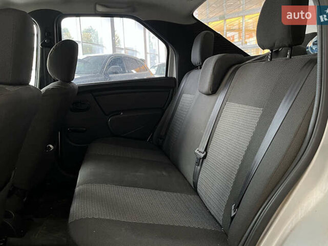 Серый Рено Логан, объемом двигателя 1.39 л и пробегом 157 тыс. км за 4700 $, фото 10 на Automoto.ua