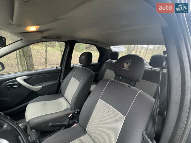 Сірий Рено Логан, об'ємом двигуна 1.4 л та пробігом 115 тис. км за 5500 $, фото 12 на Automoto.ua