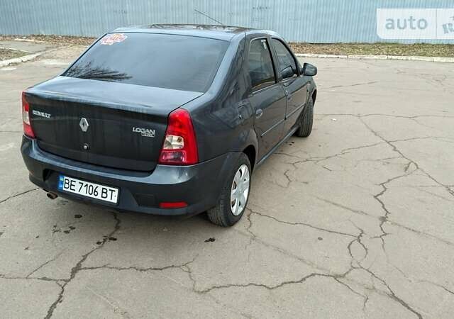 Серый Рено Логан, объемом двигателя 1.6 л и пробегом 186 тыс. км за 5100 $, фото 5 на Automoto.ua