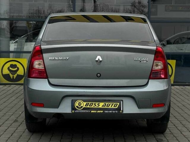 Серый Рено Логан, объемом двигателя 1.4 л и пробегом 196 тыс. км за 4500 $, фото 5 на Automoto.ua