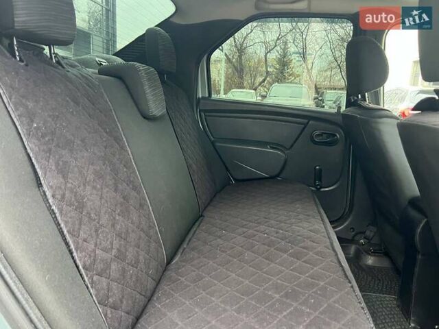 Серый Рено Логан, объемом двигателя 1.39 л и пробегом 196 тыс. км за 4500 $, фото 13 на Automoto.ua