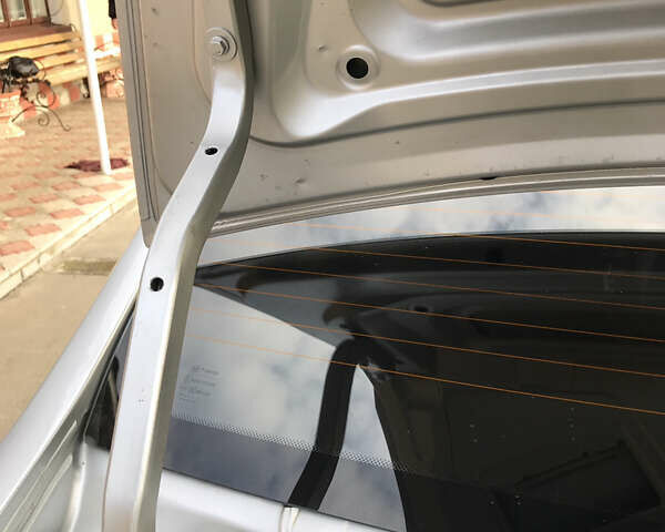 Серый Рено Логан, объемом двигателя 1.6 л и пробегом 108 тыс. км за 6700 $, фото 12 на Automoto.ua