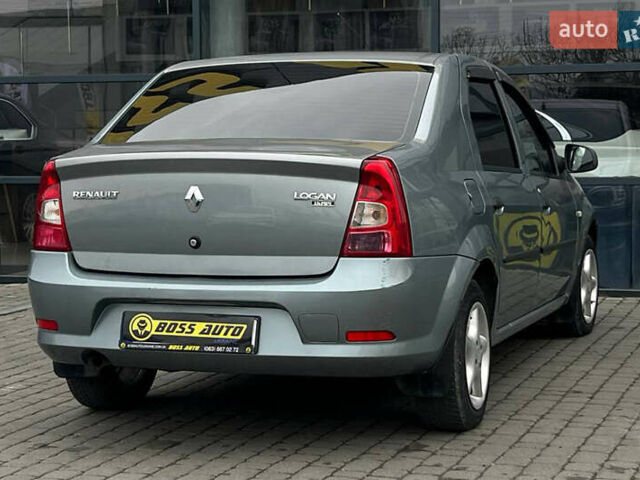 Серый Рено Логан, объемом двигателя 1.39 л и пробегом 196 тыс. км за 4500 $, фото 6 на Automoto.ua