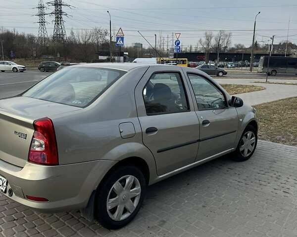 Сірий Рено Логан, об'ємом двигуна 1.6 л та пробігом 137 тис. км за 5300 $, фото 8 на Automoto.ua
