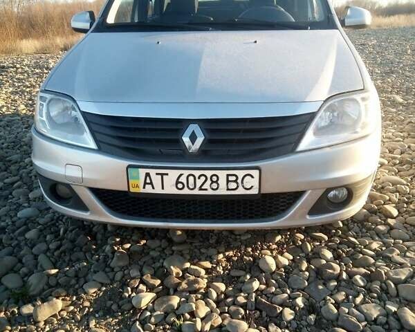 Рено Логан 2011 в Ивано-Франковске на Automoto.ua Серый Рено Логан, объемом двигателя 1.6 л и пробегом 113 тыс. км за 4500 $, фото 9 на Automoto.ua