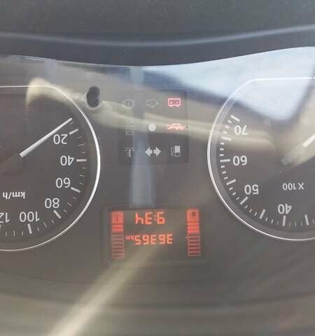 Серый Рено Логан, объемом двигателя 1.6 л и пробегом 36 тыс. км за 6700 $, фото 5 на Automoto.ua