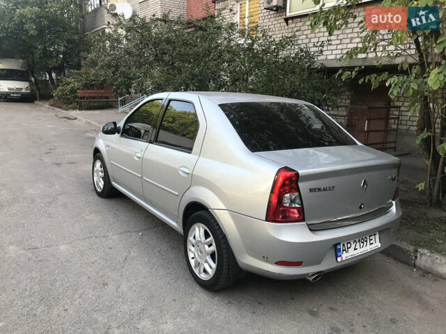 Сірий Рено Логан, об'ємом двигуна 1.6 л та пробігом 123 тис. км за 5500 $, фото 1 на Automoto.ua