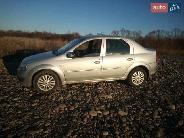 Рено Логан 2011 в Ивано-Франковске на Automoto.ua Серый Рено Логан, объемом двигателя 1.6 л и пробегом 113 тыс. км за 4500 $, фото 10 на Automoto.ua