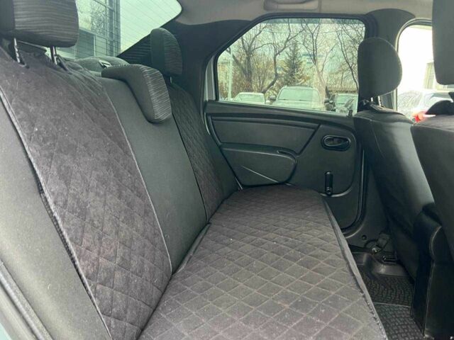 Серый Рено Логан, объемом двигателя 1.4 л и пробегом 196 тыс. км за 4500 $, фото 13 на Automoto.ua