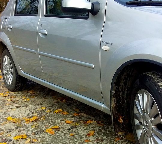 Серый Рено Логан, объемом двигателя 1.6 л и пробегом 36 тыс. км за 6700 $, фото 1 на Automoto.ua