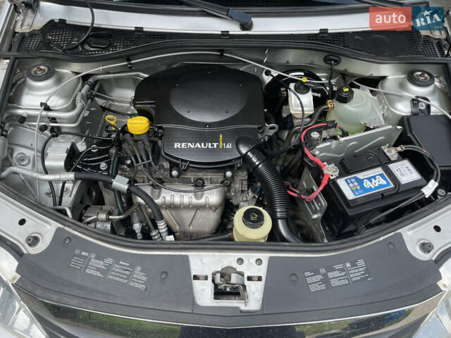 Сірий Рено Логан, об'ємом двигуна 1.6 л та пробігом 123 тис. км за 5500 $, фото 4 на Automoto.ua