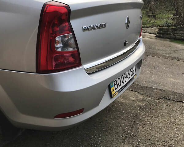 Серый Рено Логан, объемом двигателя 1.6 л и пробегом 108 тыс. км за 6700 $, фото 7 на Automoto.ua