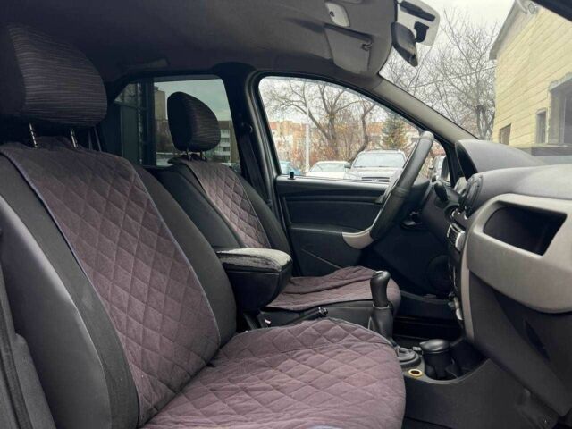 Серый Рено Логан, объемом двигателя 1.4 л и пробегом 196 тыс. км за 4500 $, фото 14 на Automoto.ua