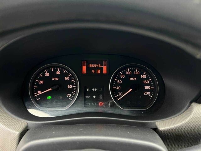 Серый Рено Логан, объемом двигателя 1.4 л и пробегом 196 тыс. км за 4500 $, фото 9 на Automoto.ua